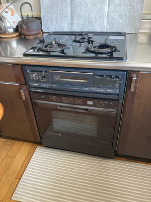 取替前　リンナイのビルトインレンジ（RBR-350ENV-13　1988年製）