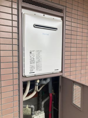 取替完了 リンナイ製RUF-A1615SAW(C) PS標準設置(金枠必要)